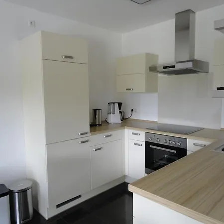 In Ruhiger Lage, 2 Zimmer, 64 Qm アパート *