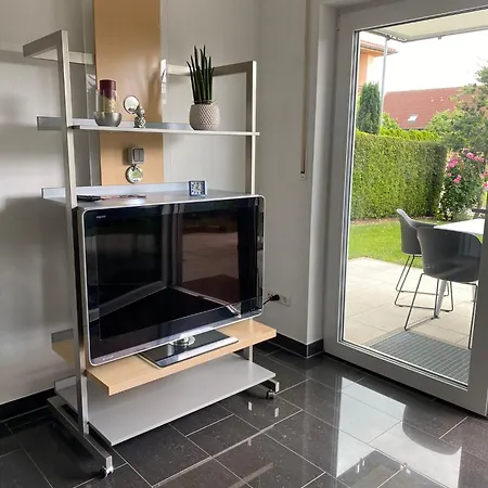 アパート In Ruhiger Lage, 2 Zimmer, 64 Qm ギュンツブルク