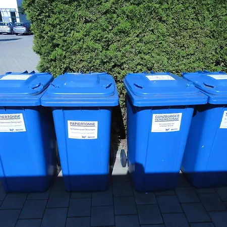 In Ruhiger Lage, 2 Zimmer, 64 Qm アパート *