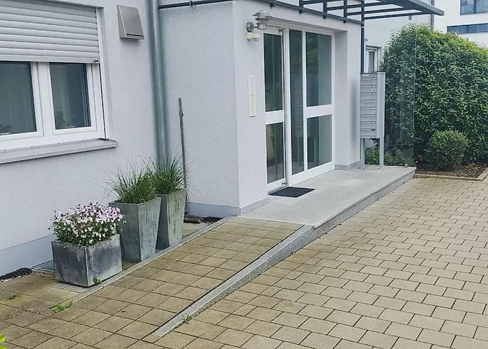شقة In Ruhiger Lage, 2 Zimmer, 64 Qm غنزبرغ