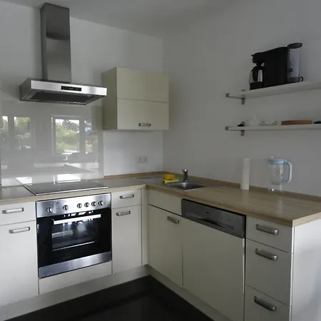 In Ruhiger Lage, 2 Zimmer, 64 Qm