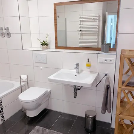 In Ruhiger Lage, 2 Zimmer, 64 Qm Guenzburg