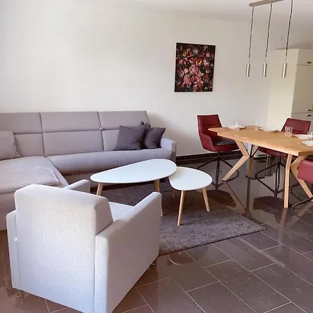 In Ruhiger Lage, 2 Zimmer, 64 Qm Guenzburg