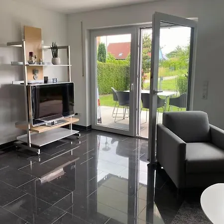 Apartment In Ruhiger Lage, 2 Zimmer, 64 Qm