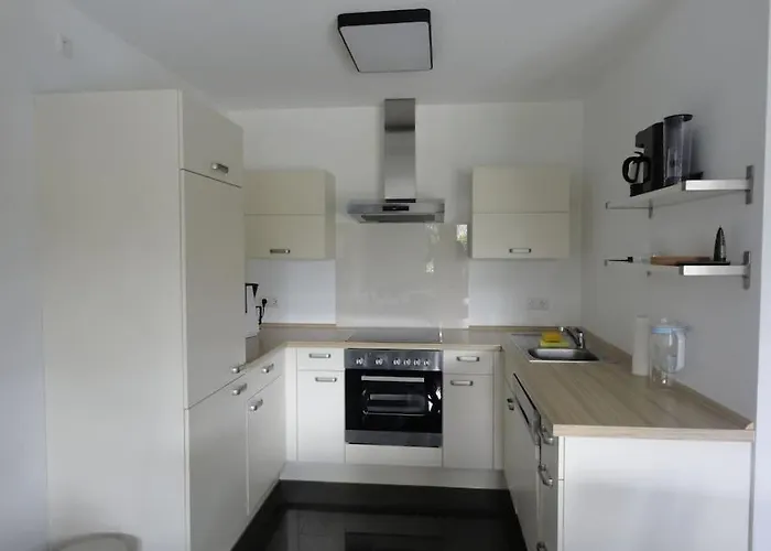 In Ruhiger Lage, 2 Zimmer, 64 Qm דירה גונצבורג